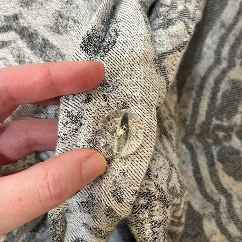 Restoration Hardware Castillo Medallion California King Duvet Cover